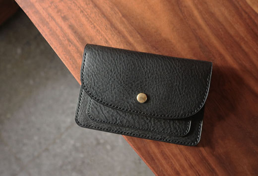 mild wallet - black