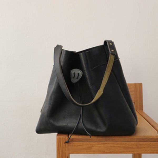 luke bag - black